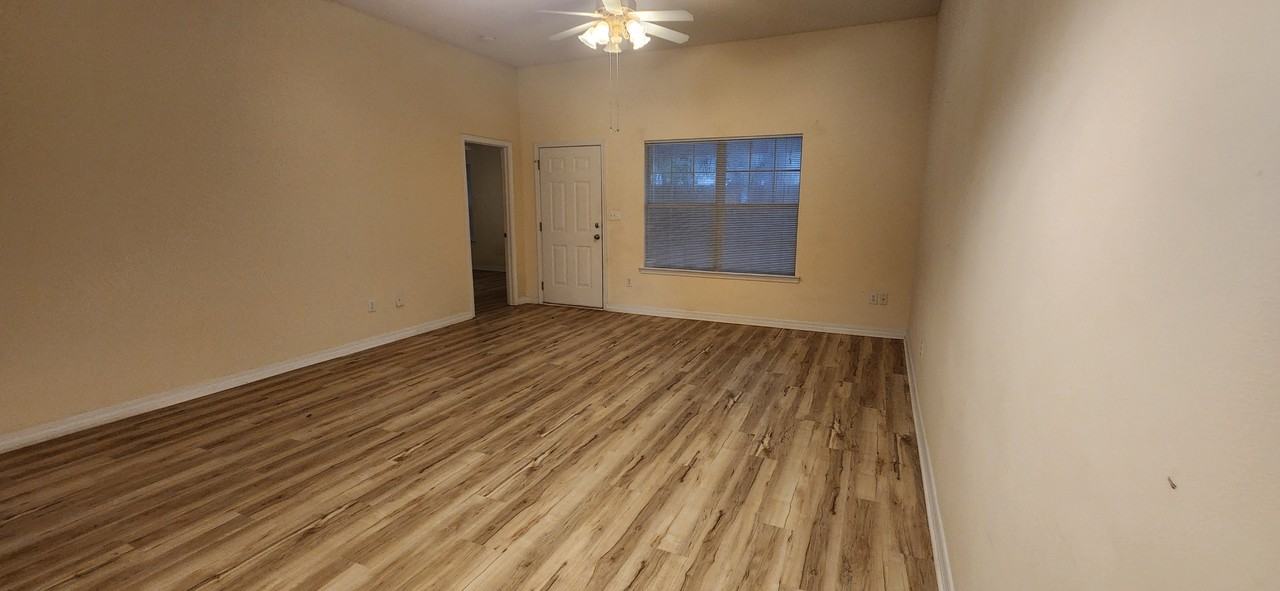 810 Hayley Marie Ct - Photo 4 of 18