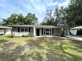 featured image of 123 W Wildwood St