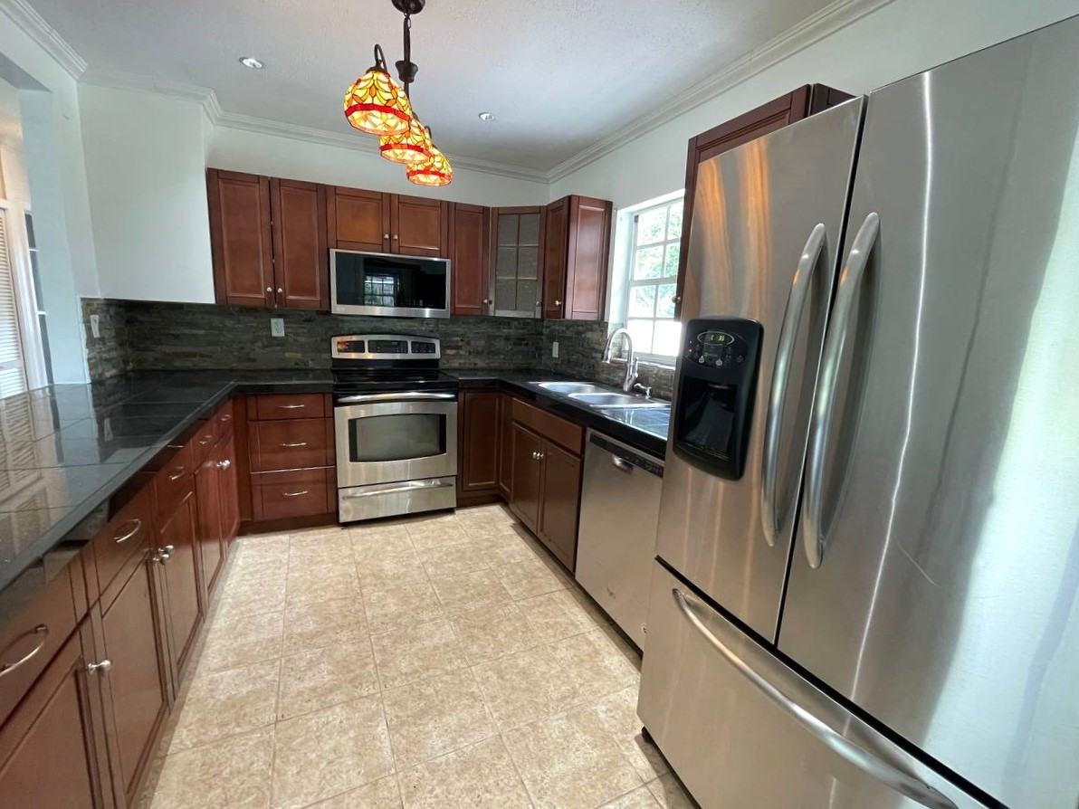 123 W Wildwood St - Photo 6 of 16