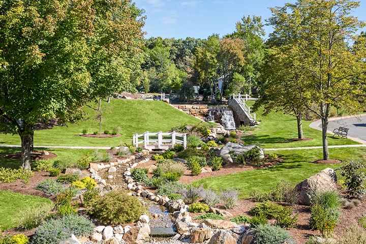 33 Waterfall Dr #C - Photo 2 of 4