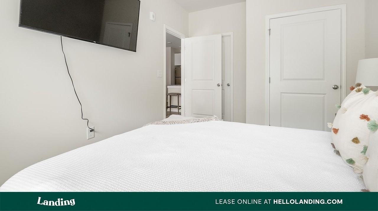 170 Emery Ave NW - Photo 4 of 50