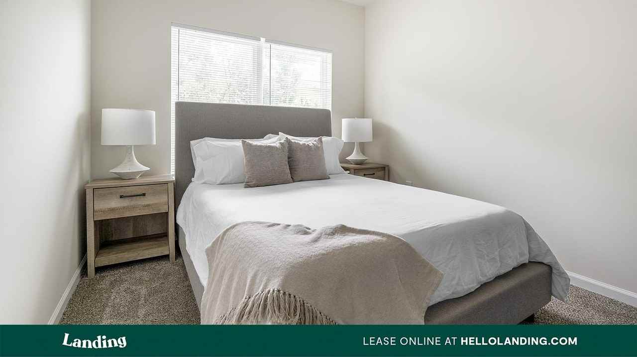 170 Emery Ave NW - Photo 5 of 50