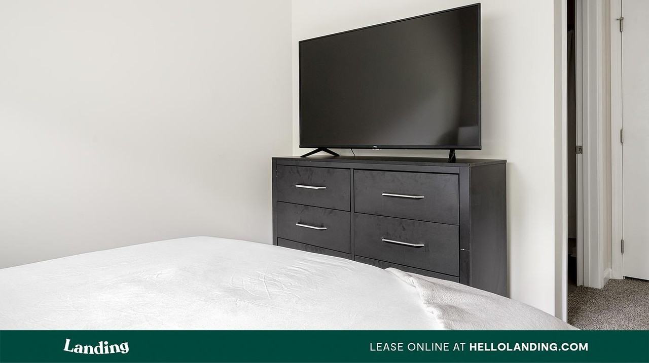 170 Emery Ave NW - Photo 7 of 50