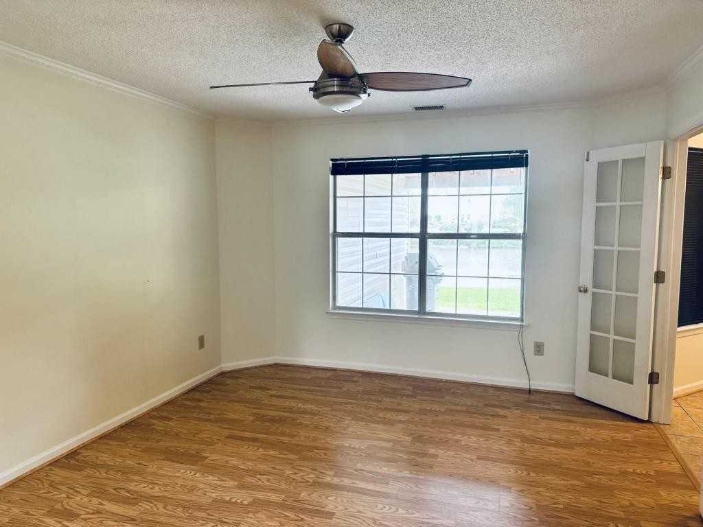 3249 Fayette Dr - Photo 3 of 29