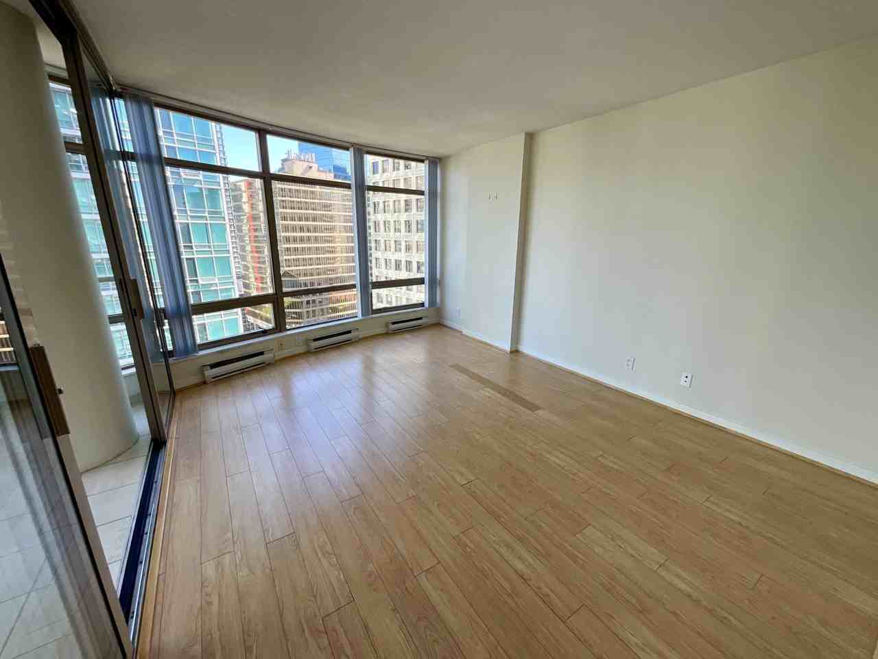 Palisades - 1200 Alberni St - Photo 3 of 18