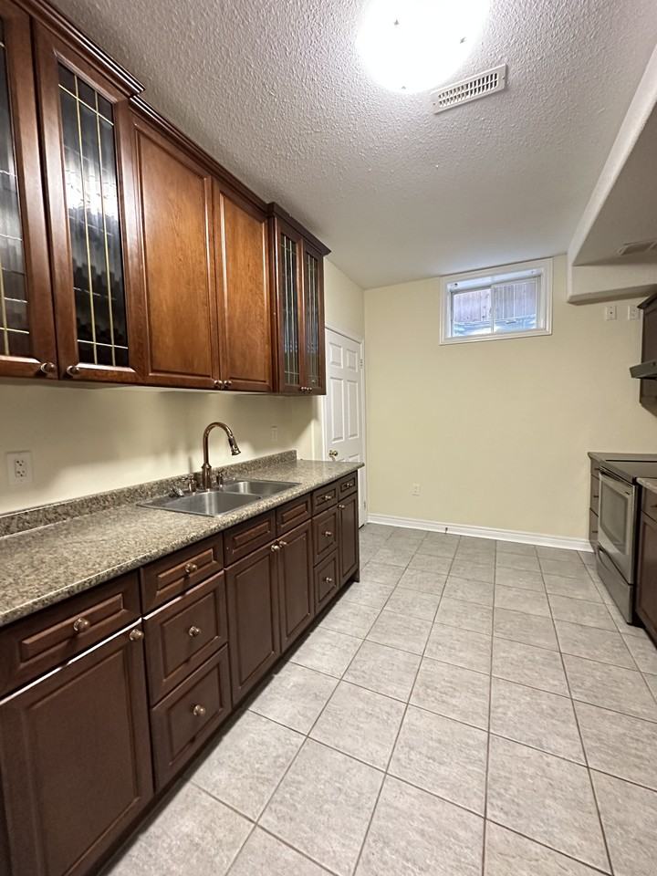 22 Marjoy Avenue - Photo 2 of 15