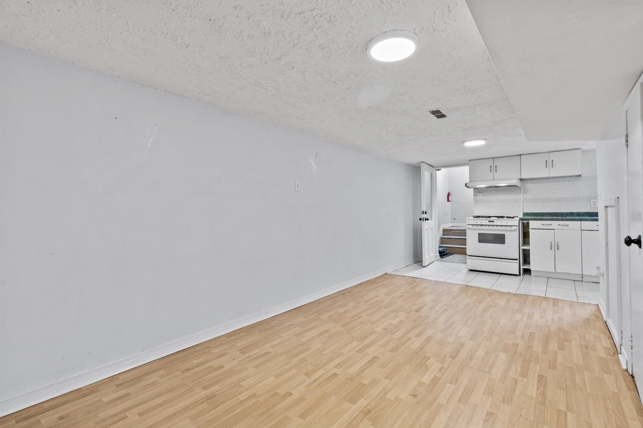 558 Christie Street #BSMT - Photo 6 of 15