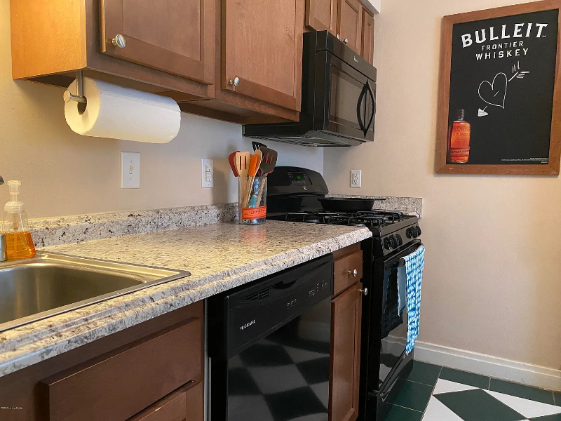 5013 New Cut Rd - Photo 5 of 12