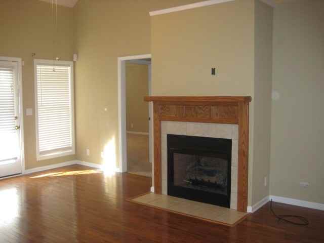 3712 S Jot Dr - Photo 2 of 9