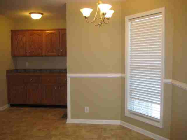 3712 S Jot Dr - Photo 3 of 9