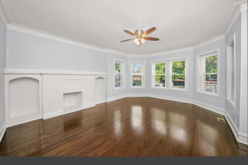 7734 S Merrill Ave #1 - Photo 2 of 8