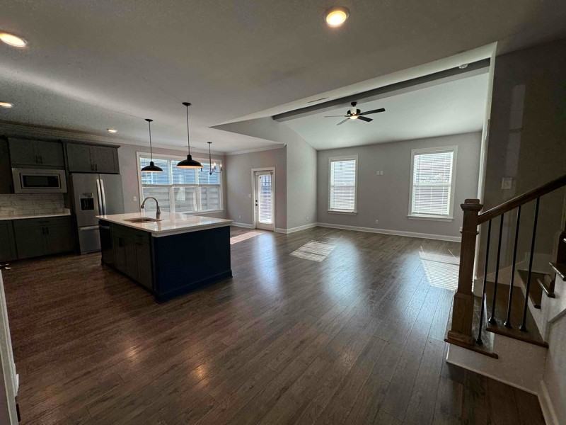 154 Yellowstone Way - Photo 2 of 29