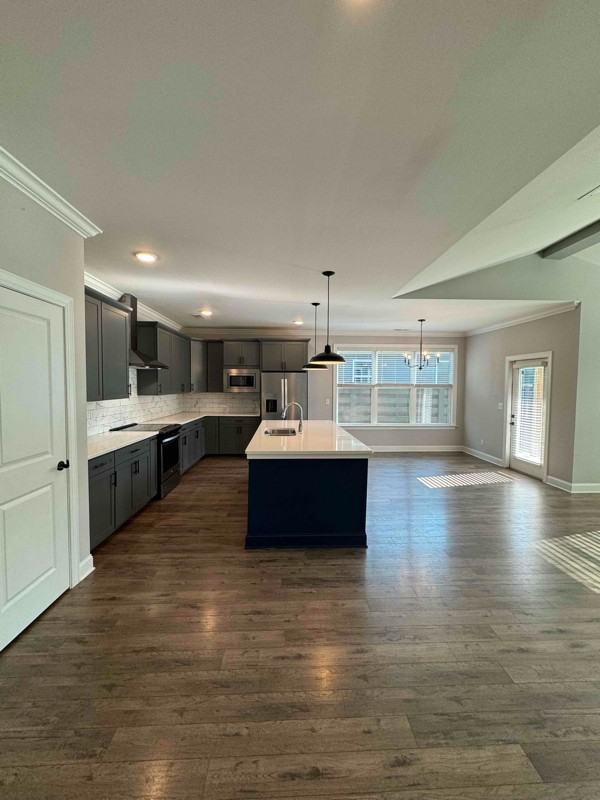 154 Yellowstone Way - Photo 3 of 29