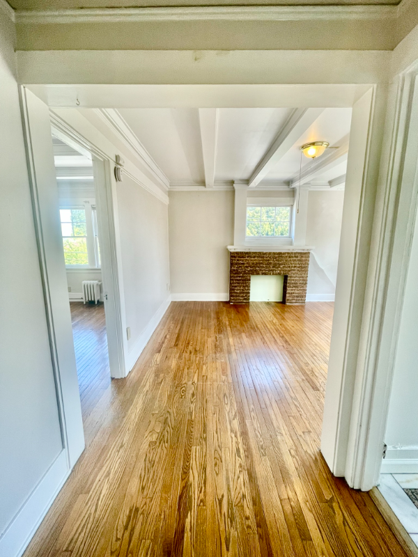 901 North M Street #29 - Photo 2 of 20