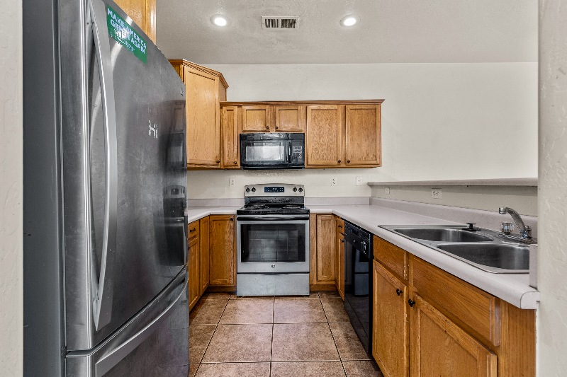 1378 E Hatcher Dr - Photo 7 of 20