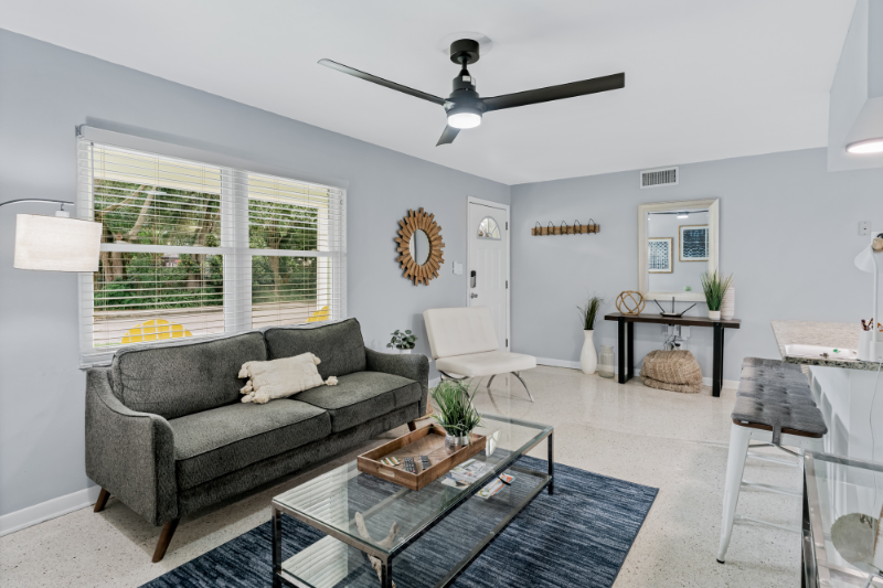 85 7th St N - Photo 4 of 20