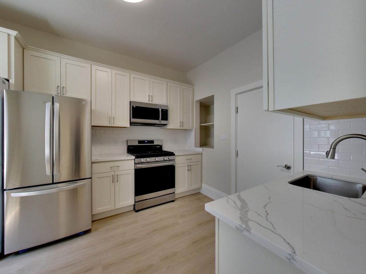 1367 Grant Ave #4 - Photo 3 of 18