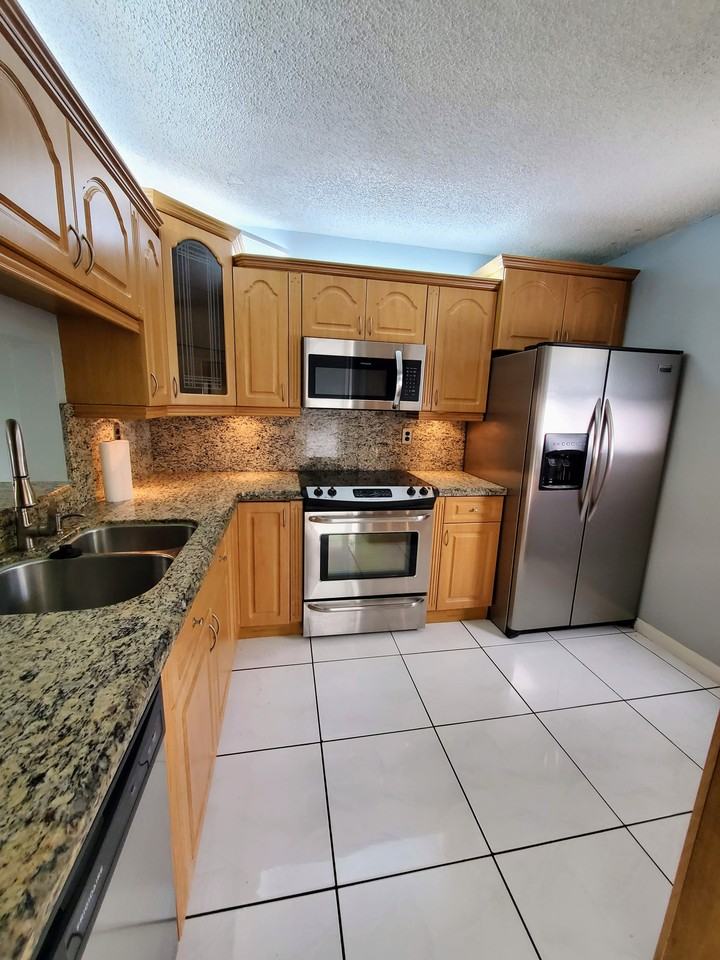 1820 Sw 81st Ave #3301