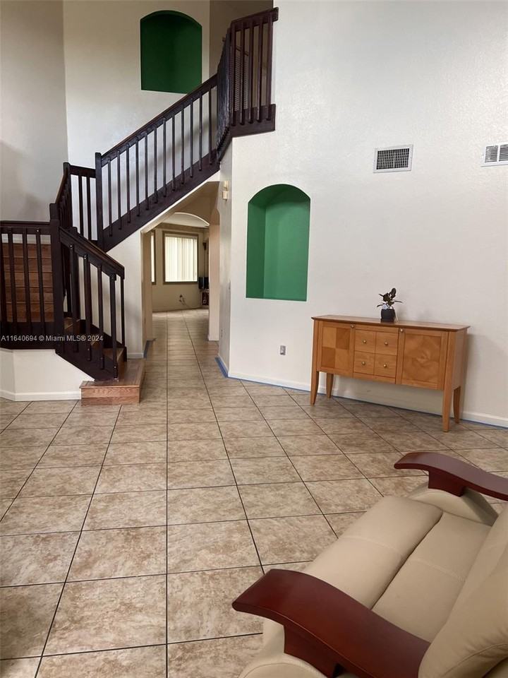 1220 Nw 204th St - Photo 2 of 8