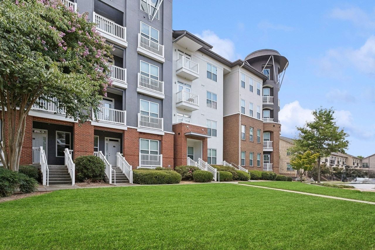 Sorelle - Photo 2 of 31