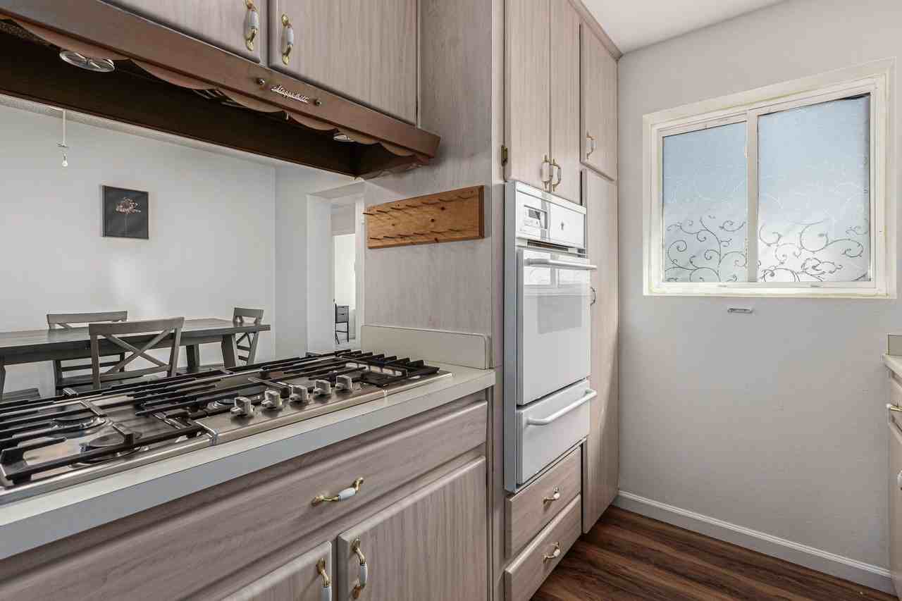 West Auburn Street - Photo 4 of 7