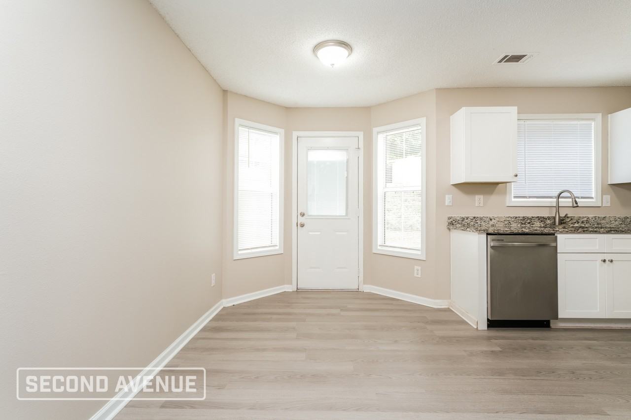 3673 Walnut Creek Way - Photo 6 of 28