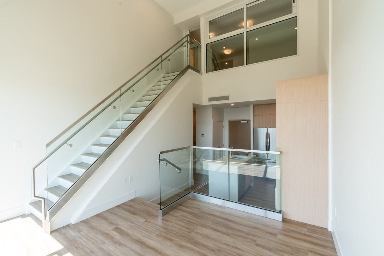 The Penthouses at Shoreline West End - Photo 3 of 14