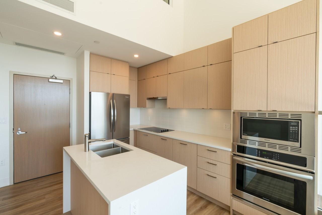 The Penthouses at Shoreline West End - Photo 2 of 14