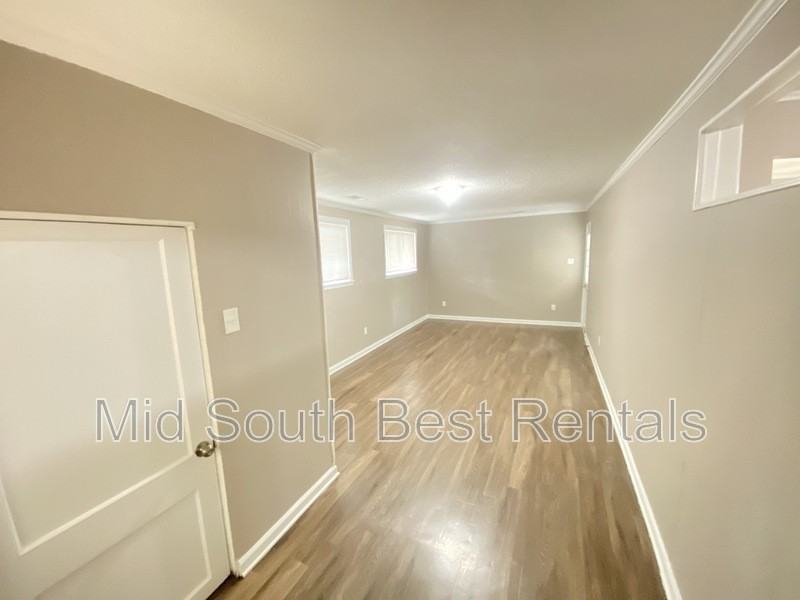 1935 Warner Ave - Photo 2 of 10