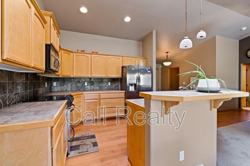 5211 S Myrtle Ln - Photo 7 of 20