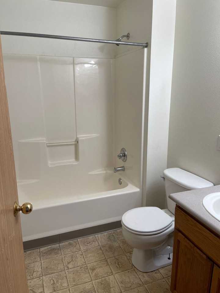 Maplewood - Photo 4 of 12