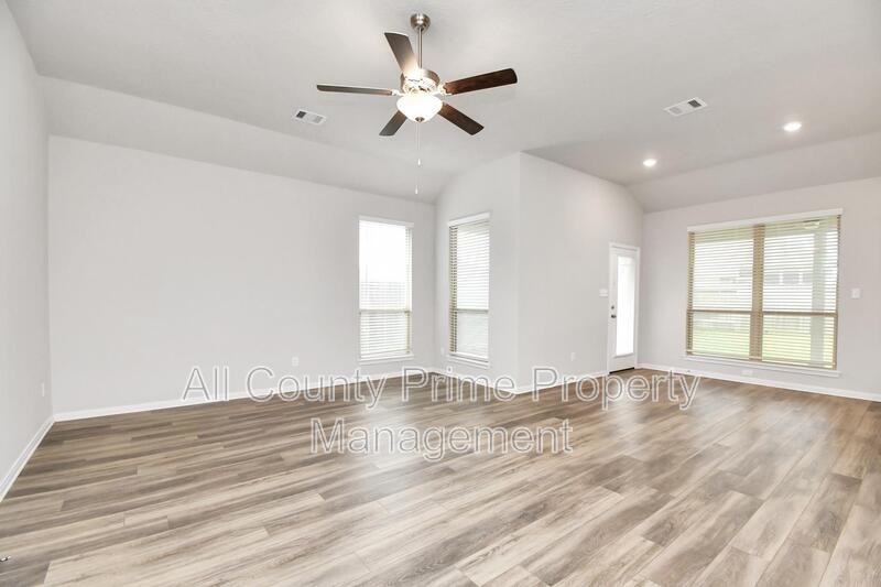 299 Brocks Ln - Photo 7 of 39