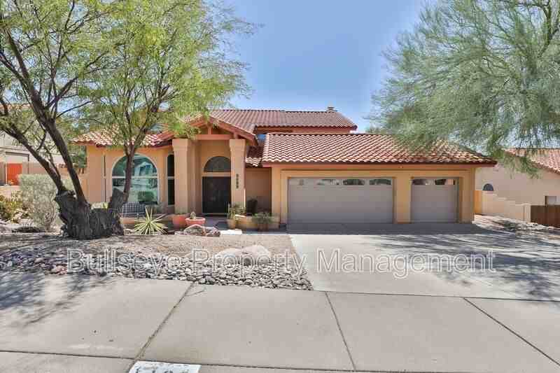 1109 E Braeburn Dr - Photo 2 of 50