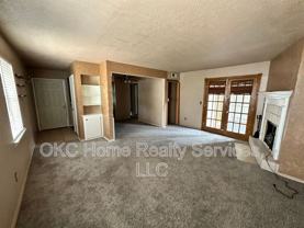 6704 N Meridian Ave #H - Photo 1 of 1