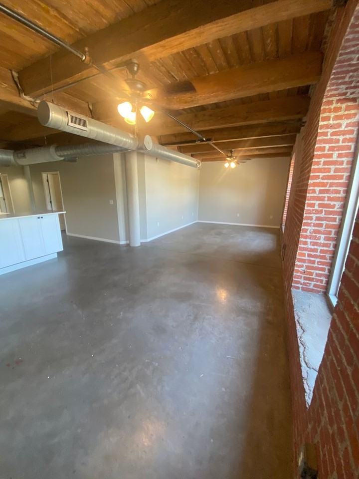Lofts at 415 - Photo 3 of 16