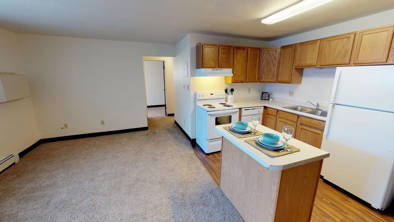 Pershing Park Apartments - Photo 5 of 10