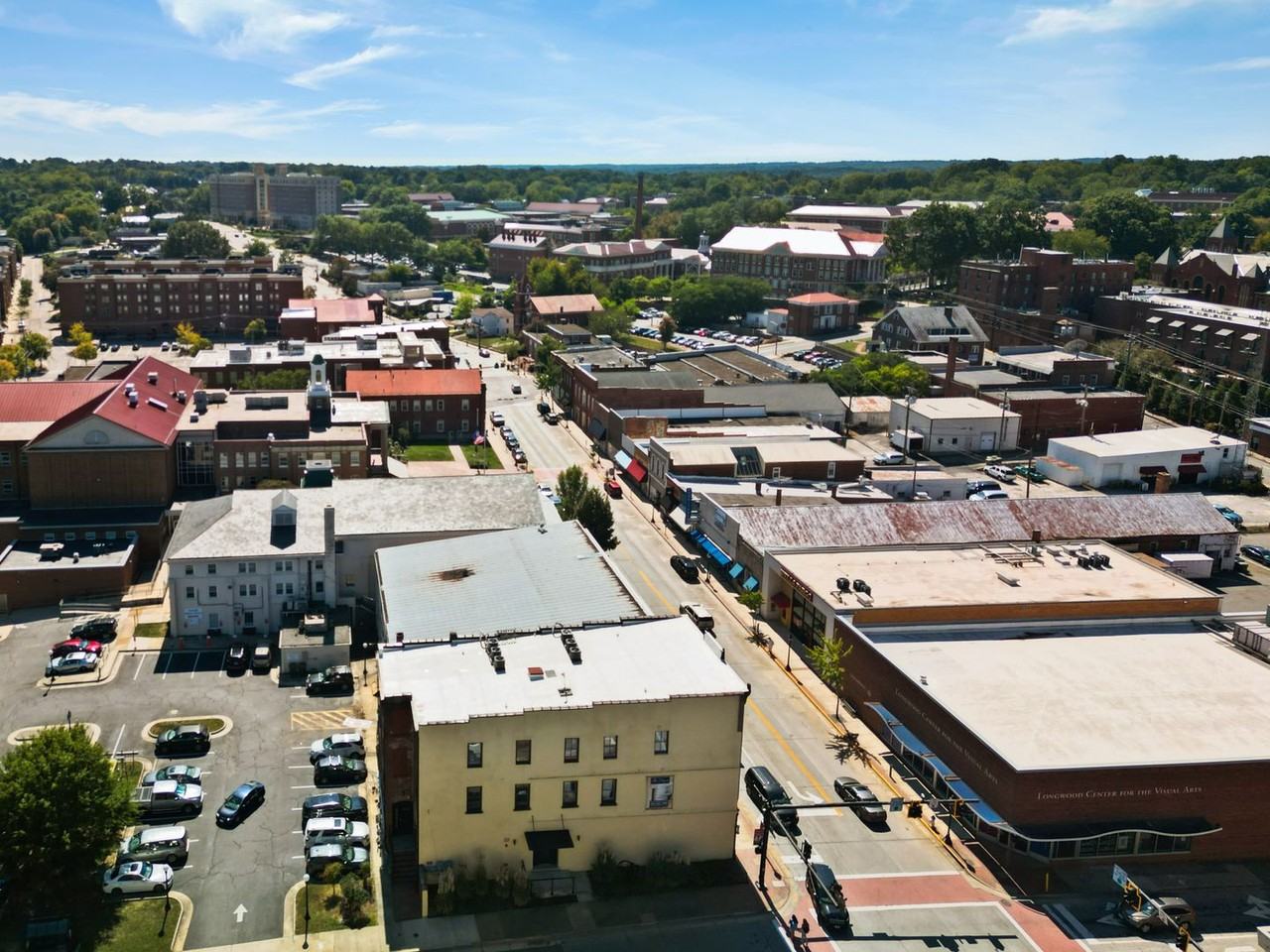 The Doyne Apartments - Photo 3 of 44