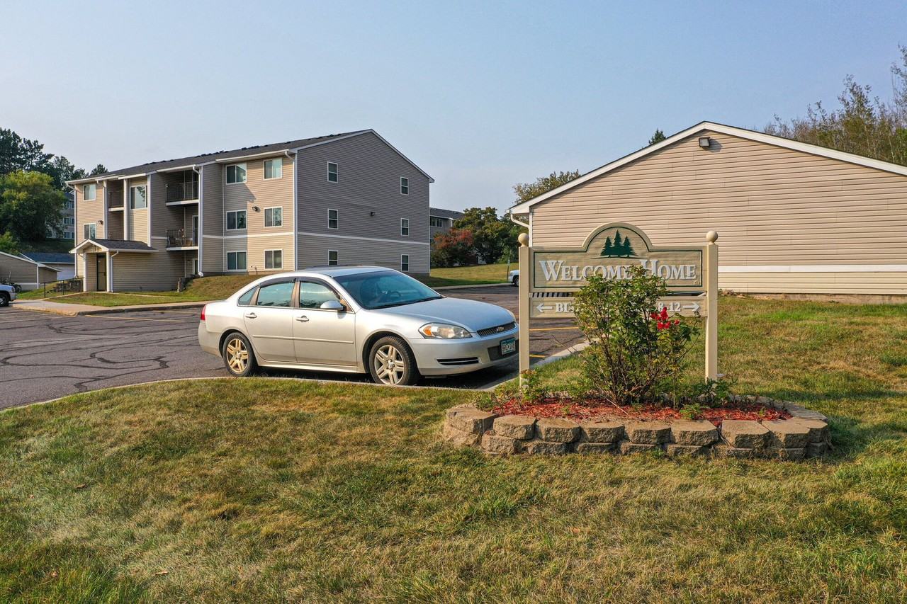 Southview Apartments - Photo 7 of 17