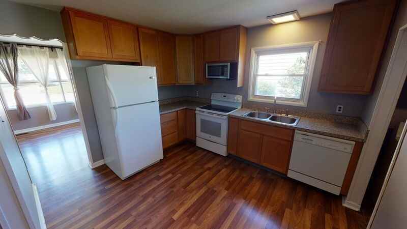 2241 Midvale St - Photo 3 of 8