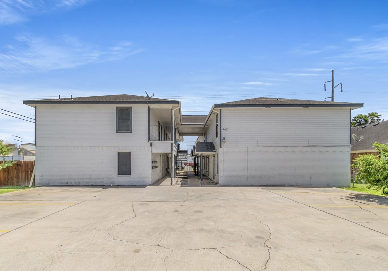 4601 South 24th Street - Photo 7 of 8