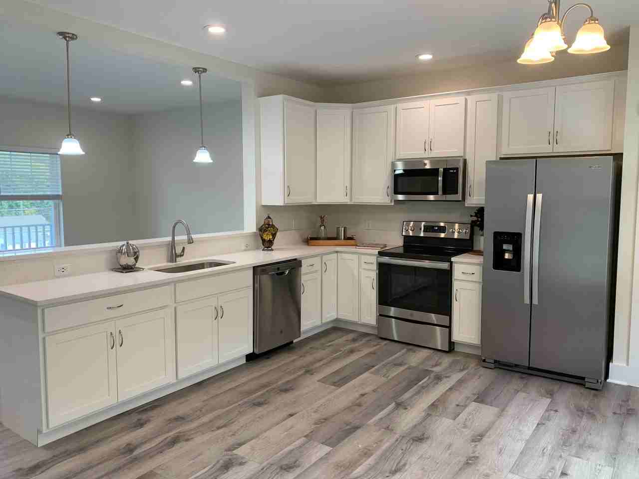 100 Hospital Ave #2 - Photo 4 of 17