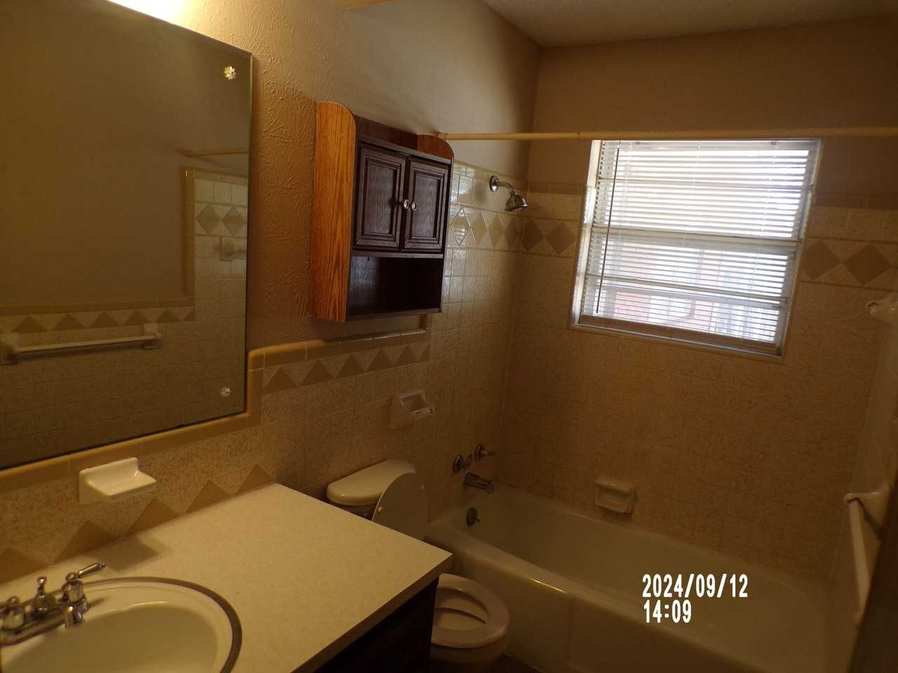 4704 Se Wilshire Ter - Photo 5 of 36