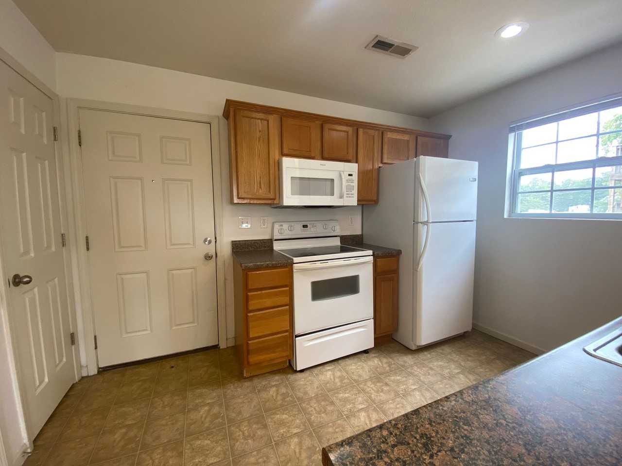 15420 Texas Road Apartments - Photo 2 of 13