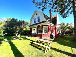 featured image of 402 S 6th St E #02