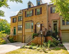 215 Lynn Manor Dr - Photo 1 of 1