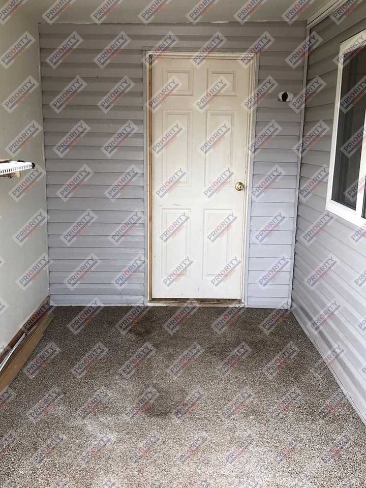 700 Kiowa Ave - Photo 2 of 13