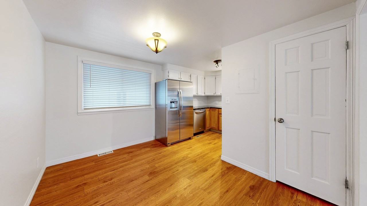 1381 Osceola St - Photo 5 of 46