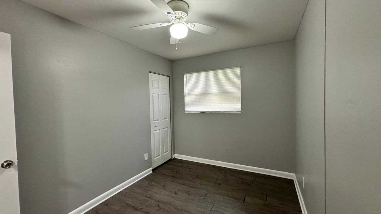 6947 Clovis Rd - Photo 6 of 13