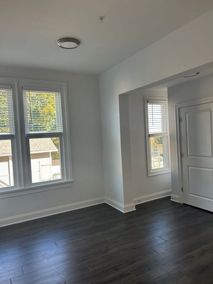 132 Flax Hill LLC - Photo 3 of 6