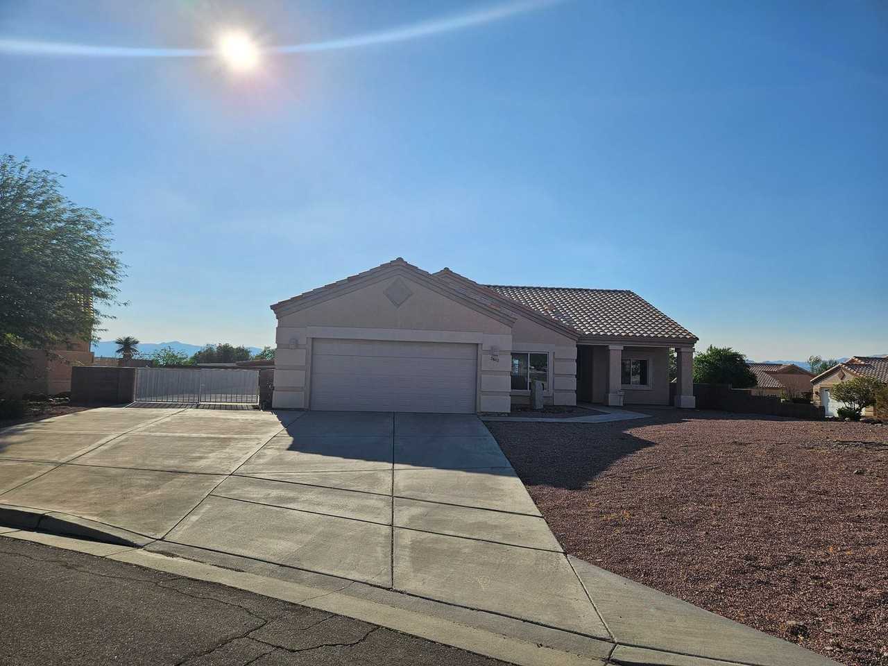 2642 Sanctuary Dr - Photo 2 of 37